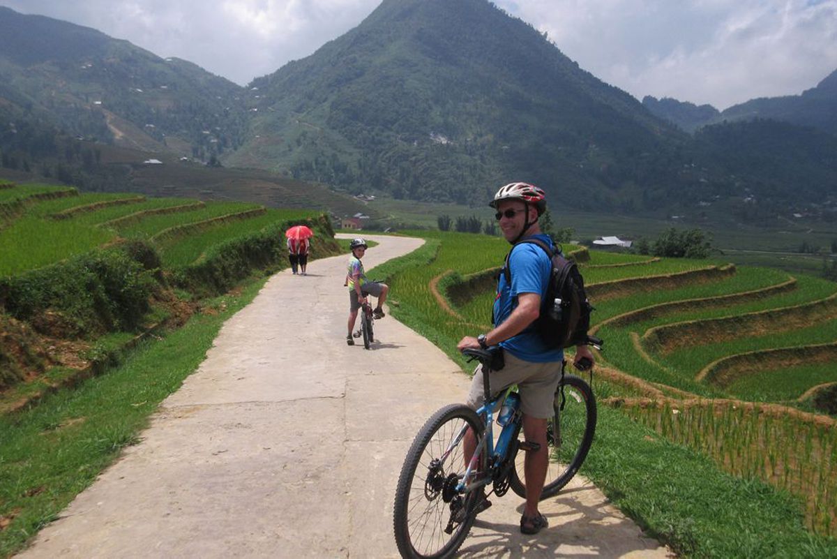 Cycling Tour Sapa 3 Days from Sa Pa to Lao Cai